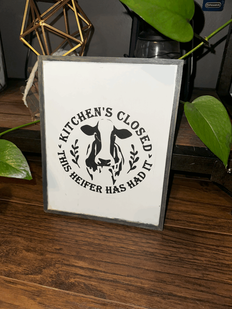 Kitchen's Closed - Funny Painted Wooden Sign